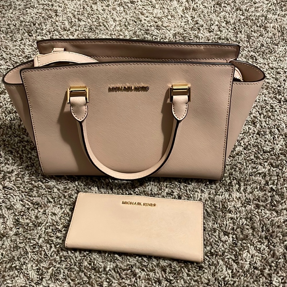 Michael Kors purse and wallet